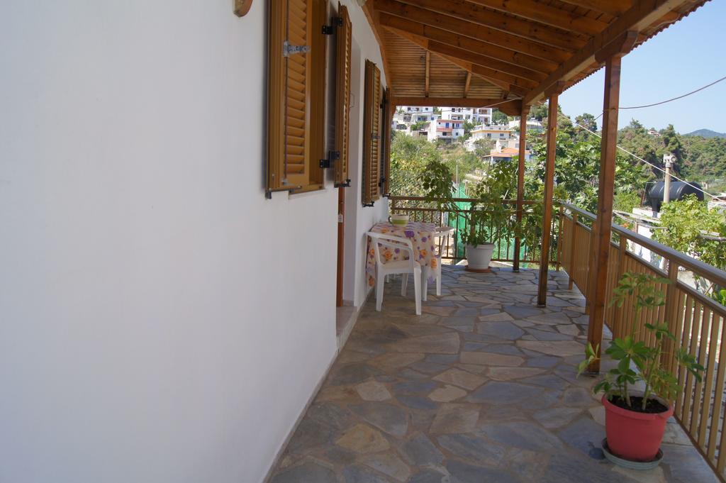 Stella Studios Patitírion Exterior photo